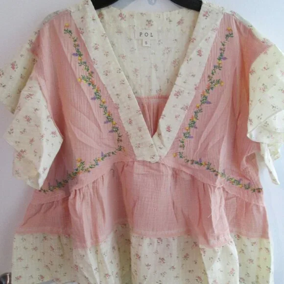 Boho Embroidered POL V-Neck Top NEW - Picture 6 of 10